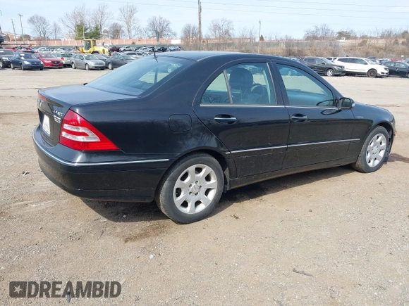 2006 Mercedes-Benz C с VIN WDBRF87H06F801774, выставлен на аукционе IAAI как лот 41791614 с пробегом 249 942 миль миль и . История ставок и продаж доступна на DreamBid. Изображение 4.
