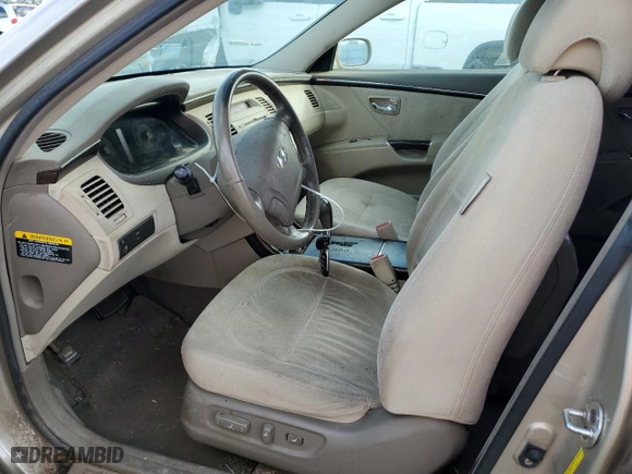 2009 Hyundai Azera GLS with VIN KMHFC46D09A349844, listed as a Copart auction lot 79972964 with 218,481 mi miles and Clean Title. Bid and sale history available at carsss.com. Image 7.