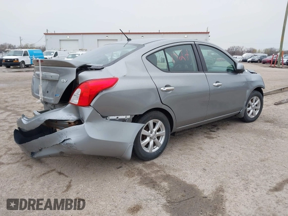 2014 Nissan Versa SV with VIN 3N1CN7AP0EL829246, listed as a IAAI auction lot 41351527 with 96,607 mi miles. Bid and sale history available at carsss.com. Image 4.