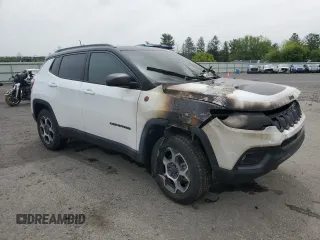 2022 Jeep Compass Trailhawk with VIN 3C4NJDDB9NT159096, listed as a Copart auction lot 58563145 with Not provided miles and Salvage title. Bid and sale history available at DreamBid. Image 4.