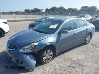 2012 Nissan Altima 2.5 S with VIN 1N4AL2APXCN442820, listed as a IAAI auction lot 41974399 with 118,813 mi miles. Bid and sale history available at carsss.com. Image 2.