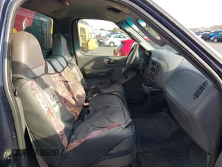 2002 Ford F-150 XL z VIN 1FTPF17LX2NB05475, wystawiony jako IAAI lot #41389549 z przebiegiem Nie podano mil oraz . Historia ofert i sprzedaży dostępna na DreamBid. Obrazek 5.