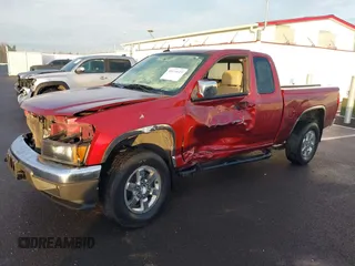 2010 GMC Canyon z VIN 1GTKTFDE5A8122221, wystawiony jako IAAI lot #41135125 z przebiegiem 114 489 mil mil oraz . Historia ofert i sprzedaży dostępna na DreamBid. Obrazek 19.