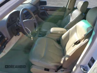 1995 Mercedes-Benz S with VIN WDBGA51E1SA225395, listed as a Copart auction lot 81313224 with 128,402 mi miles and Clean Title. Bid and sale history available at DreamBid. Image 7.