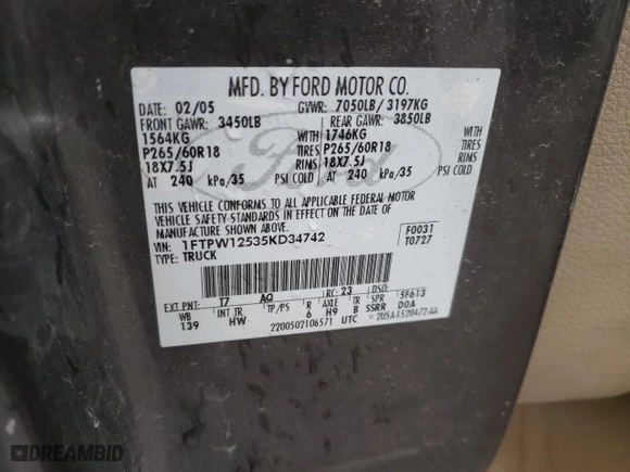 2005 Ford F-150 XLT with VIN 1FTPW12535KD34742, listed as a Copart auction lot 47525995 with 223,123 mi miles and Salvage Title. Bid and sale history available at carsss.com. Image 12.
