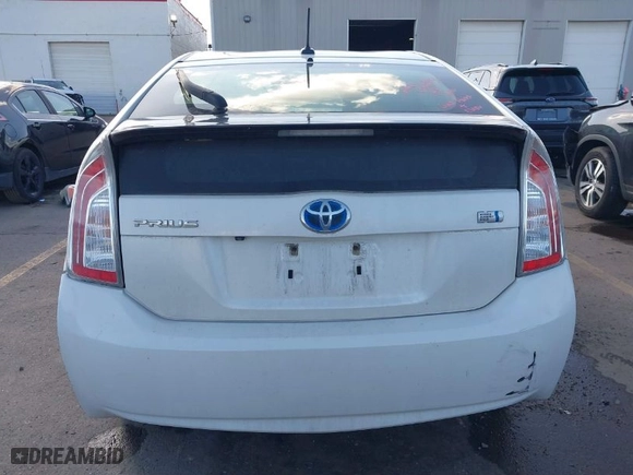 2015 Toyota Prius Four with VIN JTDKN3DU9F1880109, listed as a IAAI auction lot 41836738 with 198,817 mi miles. Bid and sale history available at carsss.com. Image 17.