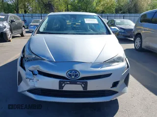2017 Toyota Prius Two with VIN JTDKBRFU1H3029745, listed as a IAAI auction lot 42091613 with 222,115 mi miles. Bid and sale history available at carsss.com. Image 13.