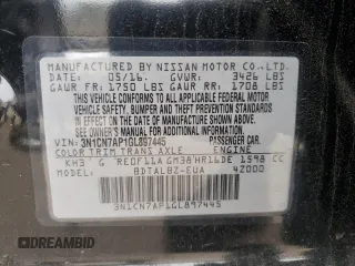 2016 Nissan Versa SV z VIN 3N1CN7AP1GL897445, wystawiony jako Copart lot #58663935 z przebiegiem 106 717 mil mil oraz Czysty tytuł • Clean title. Historia ofert i sprzedaży dostępna na DreamBid. Obrazek 12.