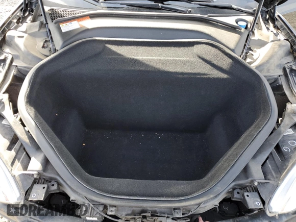2015 Tesla Model S 85D with VIN 5YJSA1H28FFP78932, listed as a Copart auction lot 47893275 with 139,019 mi miles and Salvage Title. Bid and sale history available at carsss.com. Image 11.