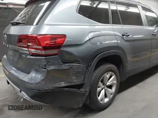 2019 Volkswagen Atlas SE с VIN 1V2DR2CA1KC591124, выставлен на аукционе IAAI как лот 42111572 с пробегом 40 430 миль миль и . История ставок и продаж доступна на DreamBid. Изображение 6.