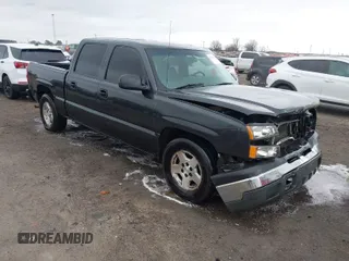 2005 Chevrolet Silverado 1500 LS with VIN 2GCEC13T851122576, listed as a IAAI auction lot 41707341 with 1 mi miles. Bid and sale history available at carsss.com. Image 1.