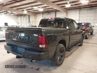 2017 Ram 1500 Night z VIN 1C6RR7MT0HS831726, wystawiony jako IAAI lot #41642459 z przebiegiem 90 423 mil mil oraz . Historia ofert i sprzedaży dostępna na DreamBid. Obrazek 4.