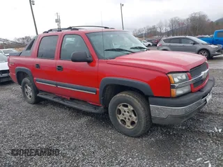 2003 Chevrolet Avalanche with VIN 3GNEK13T73G297688, listed as a IAAI auction lot 41908013 with 234,913 mi miles. Bid and sale history available at carsss.com. Image 1.