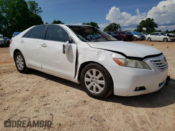 2008 Toyota Camry LE z VIN 4T1BK46K58U560311, wystawiony jako Copart lot #56431825 z przebiegiem 209 626 mil mil oraz Szkoda całkowita • Salvage title. Historia ofert i sprzedaży dostępna na DreamBid. Obrazek 4.