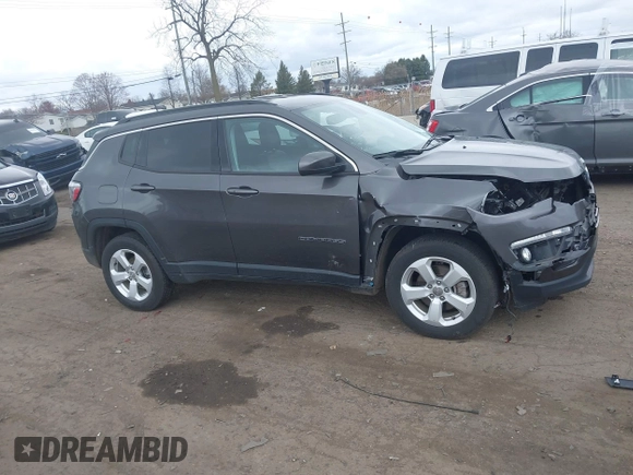 2021 Jeep Compass Latitude with VIN 3C4NJDBBXMT551702, listed as a IAAI auction lot 42045266 with 67,882 mi miles and . Bid and sale history available at DreamBid. Image 13.