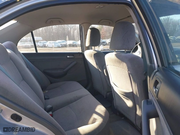 2002 Honda Civic LX with VIN 2HGES16602H581131, listed as a IAAI auction lot 40993388 with 116,663 mi miles. Bid and sale history available at carsss.com. Image 8.