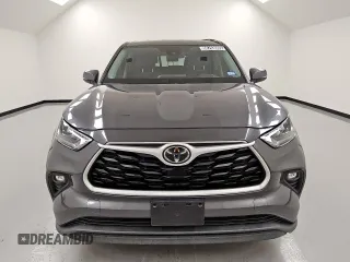 2020 Toyota Highlander LE with VIN 5TDZZRAH1LS019728, listed as a Copart auction lot 58763605 with 111,077 mi miles and Clean title. Bid and sale history available at DreamBid. Image 5.