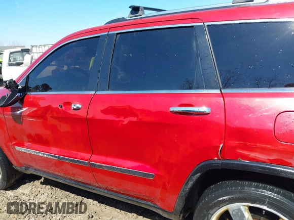 2011 Jeep Grand Cherokee Overland with VIN 1J4RR6GT7BC551649, listed as a IAAI auction lot 41897267 with 82,034 mi miles and . Bid and sale history available at DreamBid. Image 14.