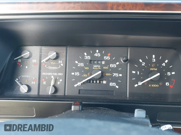 1989 Ford Bronco z VIN 1FMCU14T7KUB49671, wystawiony jako IAAI lot #42404266 z przebiegiem 22 883 mil mil oraz . Historia ofert i sprzedaży dostępna na DreamBid. Obrazek 7.