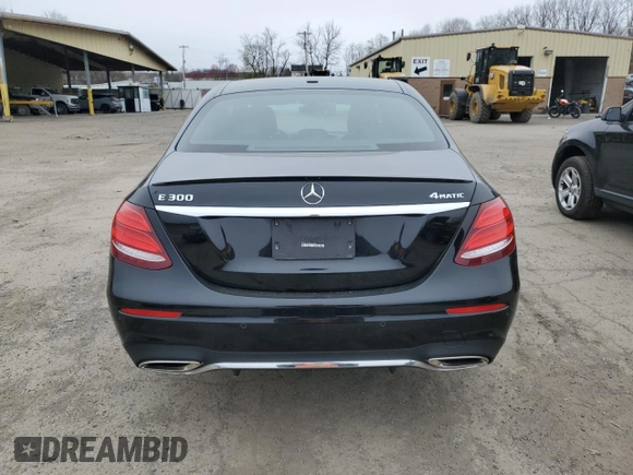 2019 Mercedes-Benz E 300 z VIN WDDZF4KBXKA673571, wystawiony jako Copart lot #52425625 z przebiegiem 32 605 mil mil oraz Szkoda całkowita • Salvage title. Historia ofert i sprzedaży dostępna na DreamBid. Obrazek 6.