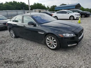 2017 Jaguar XF with VIN SAJBJ4BN0HCY32018, listed as a Copart auction lot 59593805 with 109,774 mi miles and Salvage title. Bid and sale history available at DreamBid. Image 4.