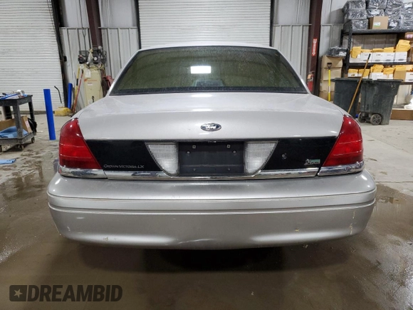 2011 Ford Crown Victoria LX z VIN 2FABP7EV0BX127312, wystawiony jako Copart lot #48760735 z przebiegiem 109 227 mil mil oraz Szkoda całkowita • Salvage title. Historia ofert i sprzedaży dostępna na DreamBid. Obrazek 6.
