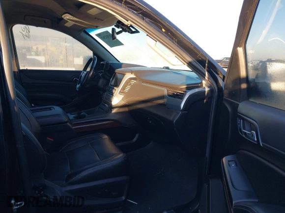 2020 GMC Yukon XL SLT with VIN 1GKS1GKC9LR186504, listed as a IAAI auction lot 41302367 with 20,109 mi miles. Bid and sale history available at carsss.com. Image 5.