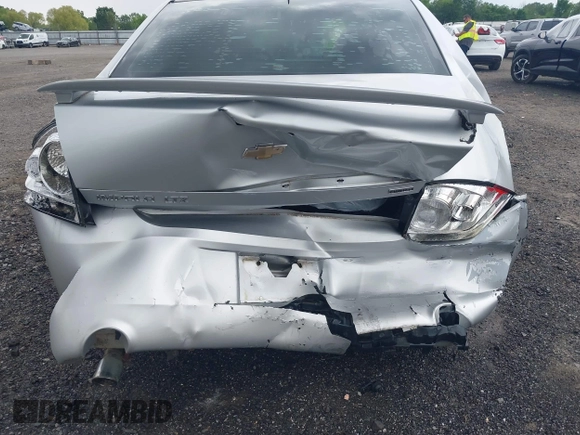 2016 Chevrolet Impala LTZ z VIN 2G1WC5E37G1106518, wystawiony jako IAAI lot #42099523 z przebiegiem 96 400 mil mil oraz . Historia ofert i sprzedaży dostępna na DreamBid. Obrazek 6.