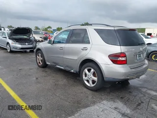 2008 Mercedes-Benz M 320 CDI with VIN 4JGBB22E98A388581, listed as a IAAI auction lot 41986595 with 142,857 mi miles and . Bid and sale history available at DreamBid. Image 3.