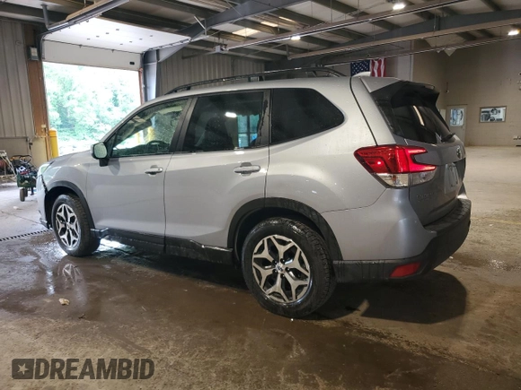 2023 Subaru Forester Premium z VIN JF2SKAEC0PH485152, wystawiony jako Copart lot #61529225 z przebiegiem 29 698 mil mil oraz Szkoda całkowita • Salvage title. Historia ofert i sprzedaży dostępna na DreamBid. Obrazek 2.