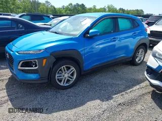 2019 Hyundai Kona SE с VIN KM8K12AA4KU296799, выставлен на аукционе IAAI как лот 42037709 с пробегом 50 656 миль миль и . История ставок и продаж доступна на DreamBid. Изображение 2.