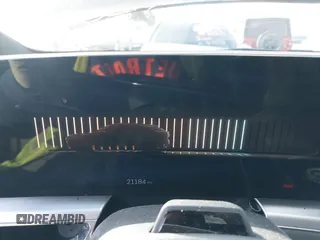 2024 Cadillac LYRIQ z VIN 1GYKPVRL9RZ111390, wystawiony jako IAAI lot #41662261 z przebiegiem 21 184 mil mil oraz . Historia ofert i sprzedaży dostępna na DreamBid. Obrazek 7.