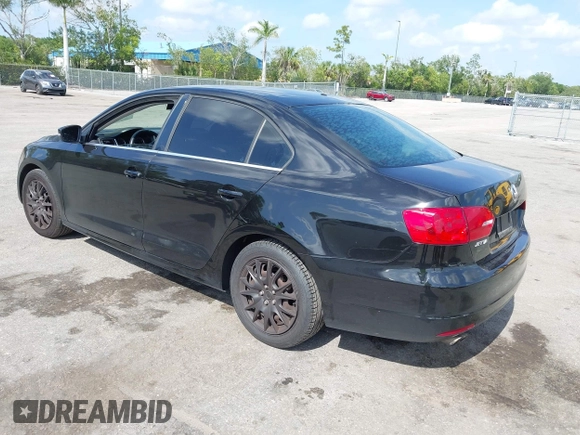 2013 Volkswagen Jetta SE z VIN 3VWDP7AJ6DM406961, wystawiony jako IAAI lot #42107384 z przebiegiem 132 547 mil mil oraz . Historia ofert i sprzedaży dostępna na DreamBid. Obrazek 3.
