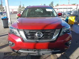 2017 Nissan Pathfinder SV with VIN 5N1DR2MM2HC655993, listed as a IAAI auction lot 41108207 with 139,733 mi miles. Bid and sale history available at carsss.com. Image 12.