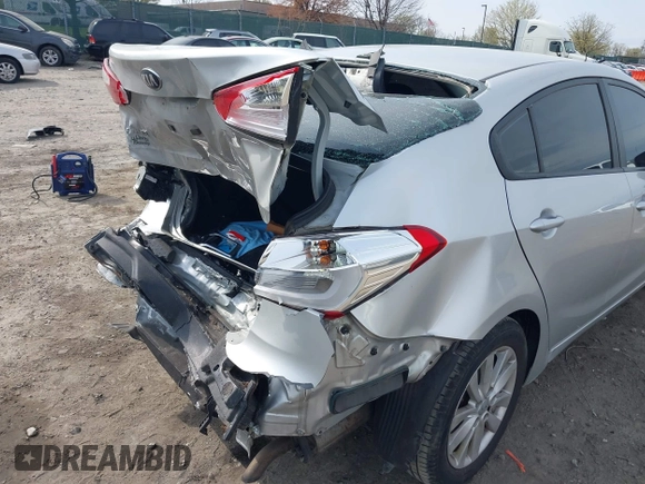 2014 Kia Forte LX with VIN KNAFX4A61E5081257, listed as a IAAI auction lot 42011042 with Not Provided miles and . Bid and sale history available at carsss.com. Image 12.