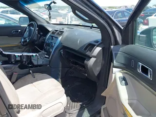 2015 Ford Explorer z VIN 1FM5K8B8XFGC30657, wystawiony jako IAAI lot #42647380 z przebiegiem Nie podano mil oraz . Historia ofert i sprzedaży dostępna na DreamBid. Obrazek 5.