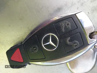 2014 Mercedes-Benz E E 350 Luxury with VIN WDDHF8JB2EA894977, listed as a IAAI auction lot 42065062 with 197,393 mi miles. Bid and sale history available at carsss.com. Image 11.