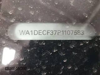 2023 Audi Q3 S line Premium z VIN WA1DECF37P1107583, wystawiony jako IAAI lot #42774151 z przebiegiem 51 891 mil mil oraz . Historia ofert i sprzedaży dostępna na DreamBid. Obrazek 22.
