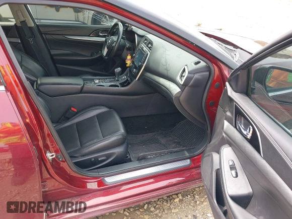 2018 Nissan Maxima SL with VIN 1N4AA6AP2JC369187, listed as a IAAI auction lot 39418297 with Not provided miles and . Bid and sale history available at DreamBid. Image 5.