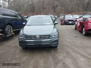 2020 Volkswagen Tiguan SE with VIN 3VV2B7AX2LM086678, listed as a IAAI auction lot 41694051 with 59,495 mi miles. Bid and sale history available at carsss.com. Image 13.