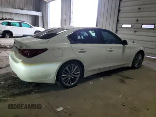2022 Infiniti Q50 LUXE with VIN JN1EV7BR7NM341183, listed as a Copart auction lot 51604585 with 33,160 mi miles and Clean Title. Bid and sale history available at carsss.com. Image 3.