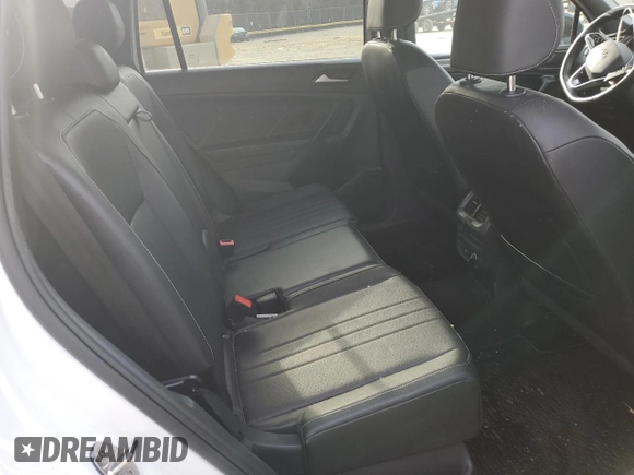 2022 Volkswagen Tiguan SE R-Line Black with VIN 3VV8B7AXXNM169059, listed as a Copart auction lot 45700025 with 46,191 mi miles and Salvage Title. Bid and sale history available at DreamBid. Image 11.
