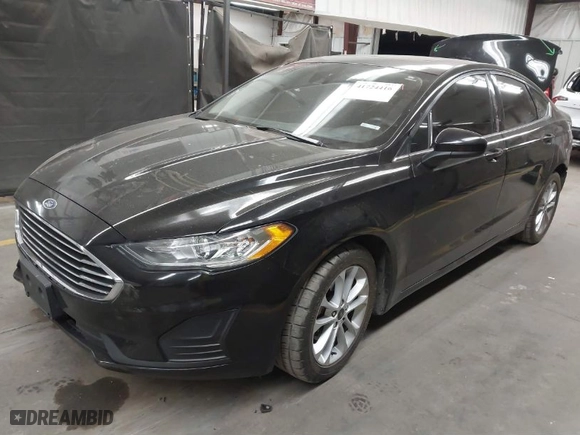 2020 Ford Fusion SE with VIN 3FA6P0HD6LR150833, listed as a IAAI auction lot 41724416 with 113,061 mi miles. Bid and sale history available at carsss.com. Image 2.