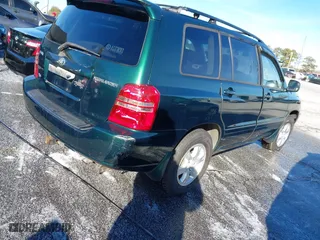 2002 Toyota Highlander with VIN JTEGF21AX20070054, listed as a IAAI auction lot 41232234 with 359,857 mi miles. Bid and sale history available at carsss.com. Image 4.