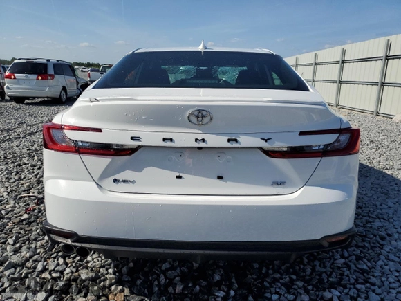 2025 Toyota Camry LE with VIN 4T1DAACK2SU060290, listed as a Copart auction lot 54754665 with 9,293 mi miles and Clean Title. Bid and sale history available at carsss.com. Image 6.