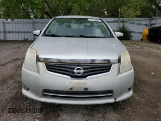 2012 Nissan Sentra SR z VIN 3N1AB6AP9CL628128, wystawiony jako Copart lot #56981005 z przebiegiem 309 001 mil mil oraz Czysty tytuł • Clean title. Historia ofert i sprzedaży dostępna na DreamBid. Obrazek 5.