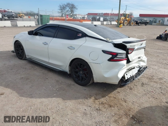 2019 Nissan Maxima SV with VIN 1N4AA6AV7KC383974, listed as a IAAI auction lot 41660286 with 86,682 mi miles and . Bid and sale history available at DreamBid. Image 3.