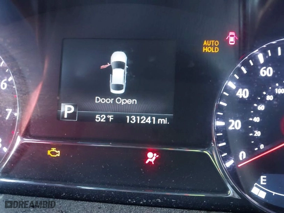 2013 Kia Optima SX w/Limited Pkg with VIN 5XXGR4A68DG189452, listed as a IAAI auction lot 41563636 with 131,241 mi miles. Bid and sale history available at carsss.com. Image 13.