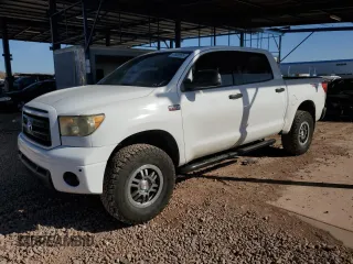 2013 Toyota Tundra z VIN 5TFDY5F18DX283817, wystawiony jako Copart lot #47646995 z przebiegiem 188 705 mil mil oraz Szkoda całkowita • Salvage title. Historia ofert i sprzedaży dostępna na DreamBid. Obrazek 1.