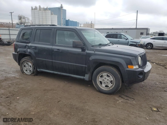 2010 Jeep Patriot Sport with VIN 1J4NT2GA0AD506486, listed as a Copart auction lot 86419334 with 61,111 mi miles and Salvage Title. Bid and sale history available at carsss.com. Image 4.